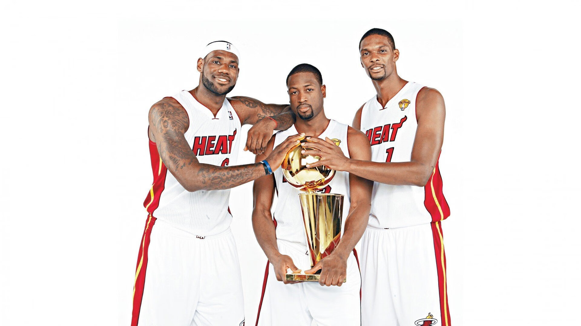 中小学运动会多地同步举行展现青春风采，中小学的运动会在什么时候